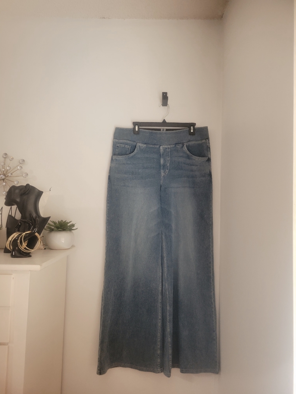 NWOT-Halara XL Tall Wide Leg Jeans – Tummy Control | Flowy, Flattering Fit 💙 - Picture 2 of 9